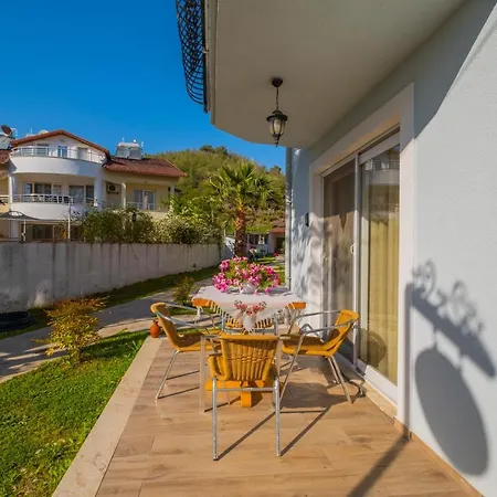 Infinity Lily Parco vacanze 2*