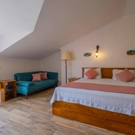 Infinity Lily База отдыха 2*