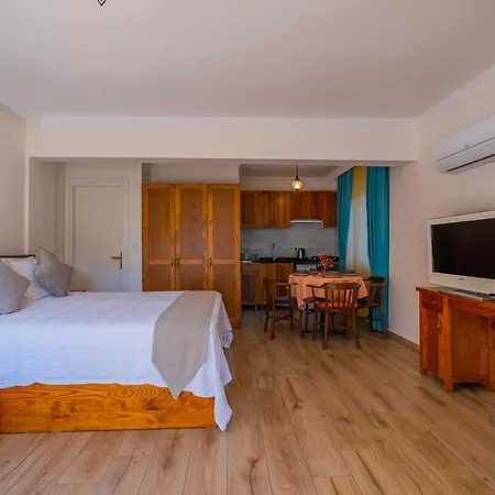 Infinity Lily База отдыха 2*