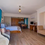 ホリデーパーク Infinity Lily フェティエ