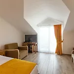 ホリデーパーク Infinity Lily フェティエ